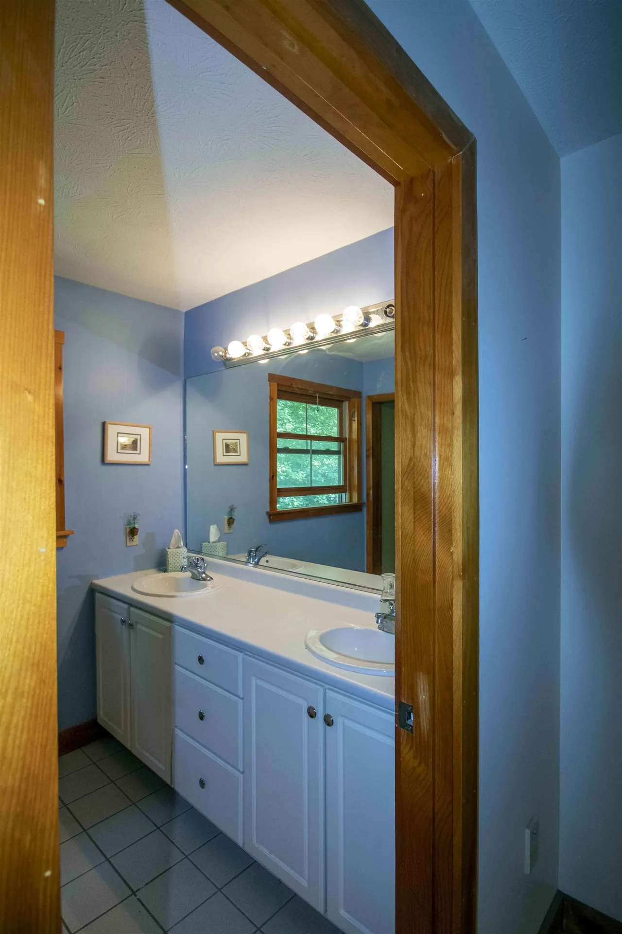 15 Kelley Road Londonderry NH 03053