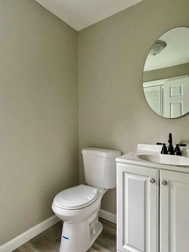 4 Laurel Street Derry NH 03038