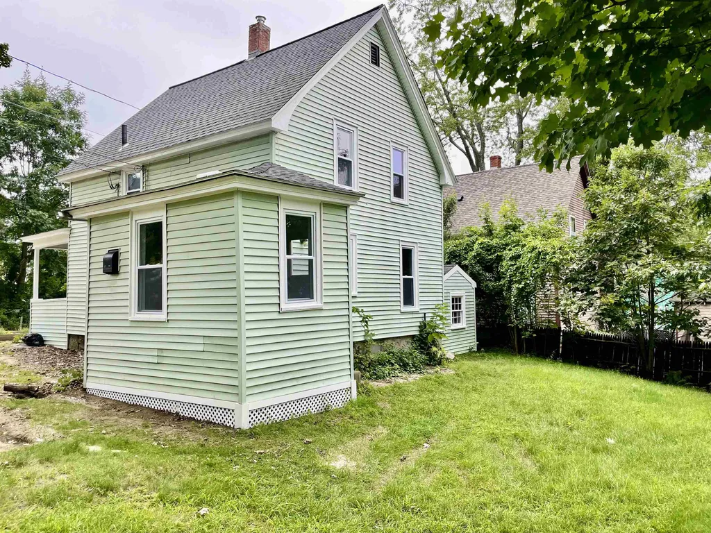 4 Laurel Street Derry NH 03038