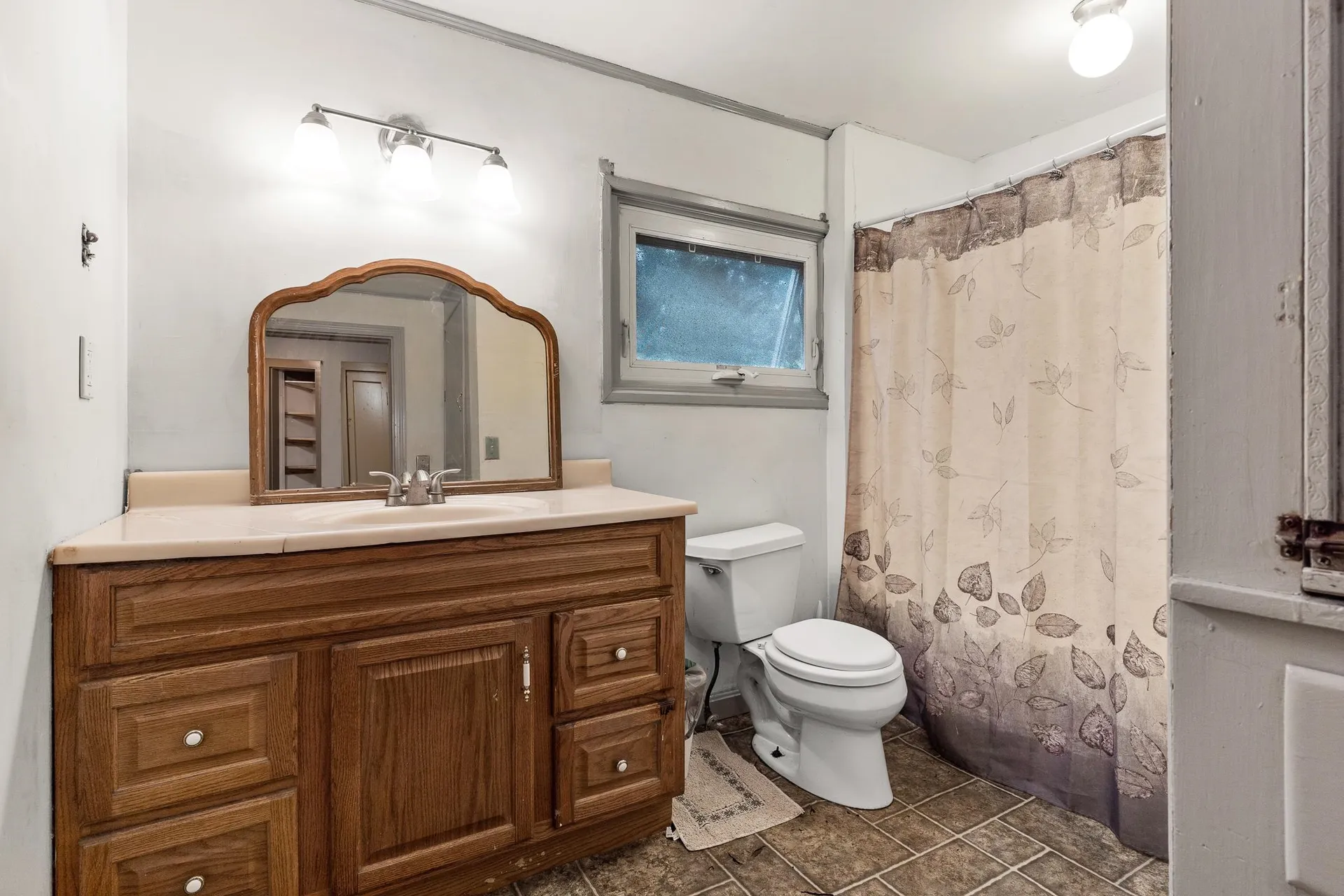 11 Derry Lane Hudson NH 03051