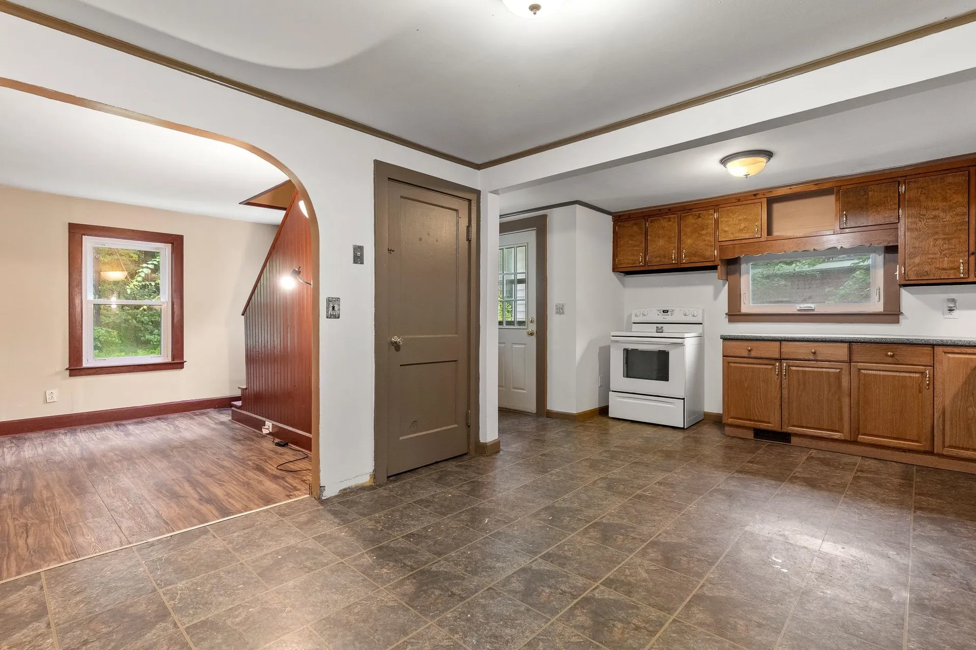11 Derry Lane Hudson NH 03051