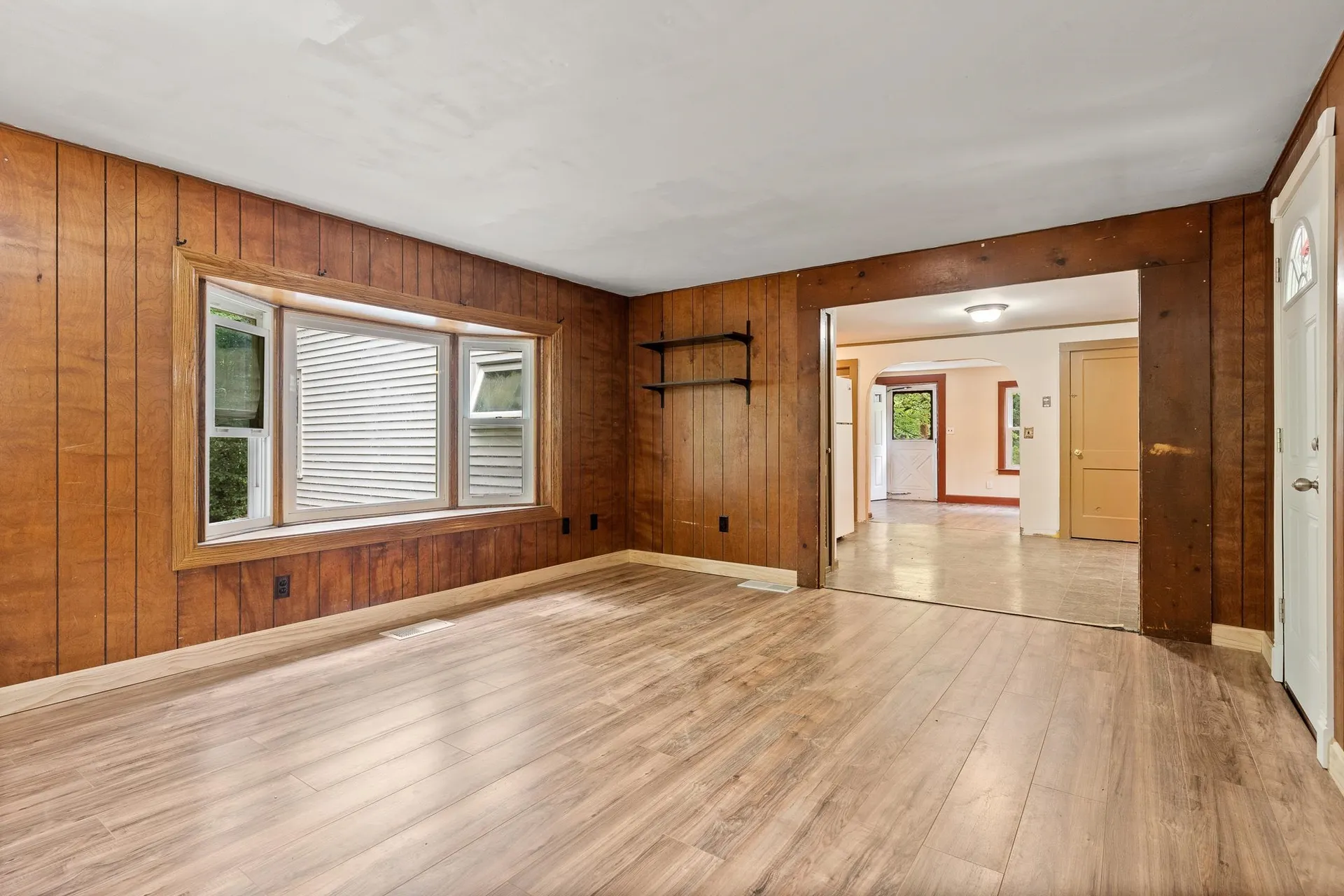 11 Derry Lane Hudson NH 03051
