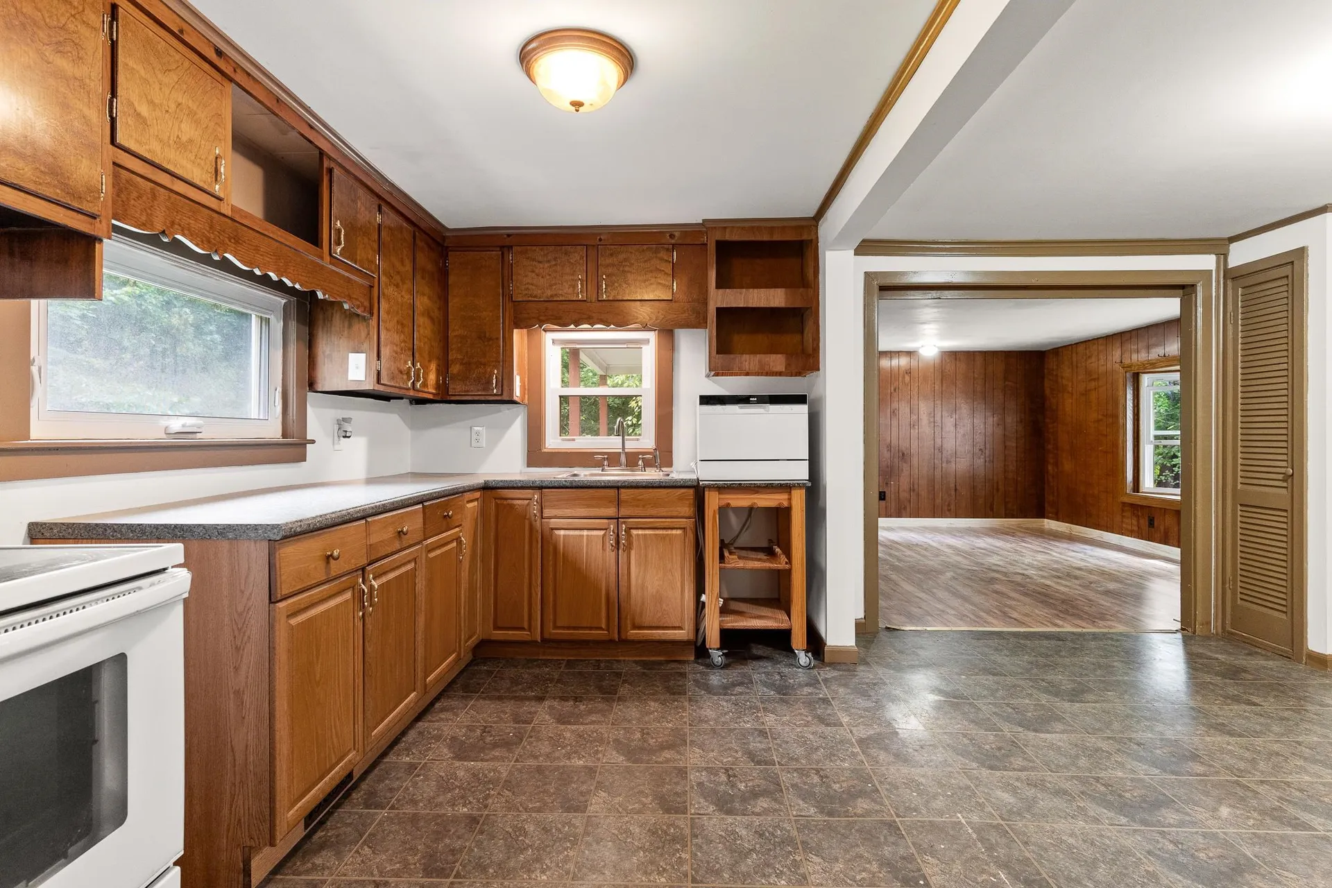 11 Derry Lane Hudson NH 03051