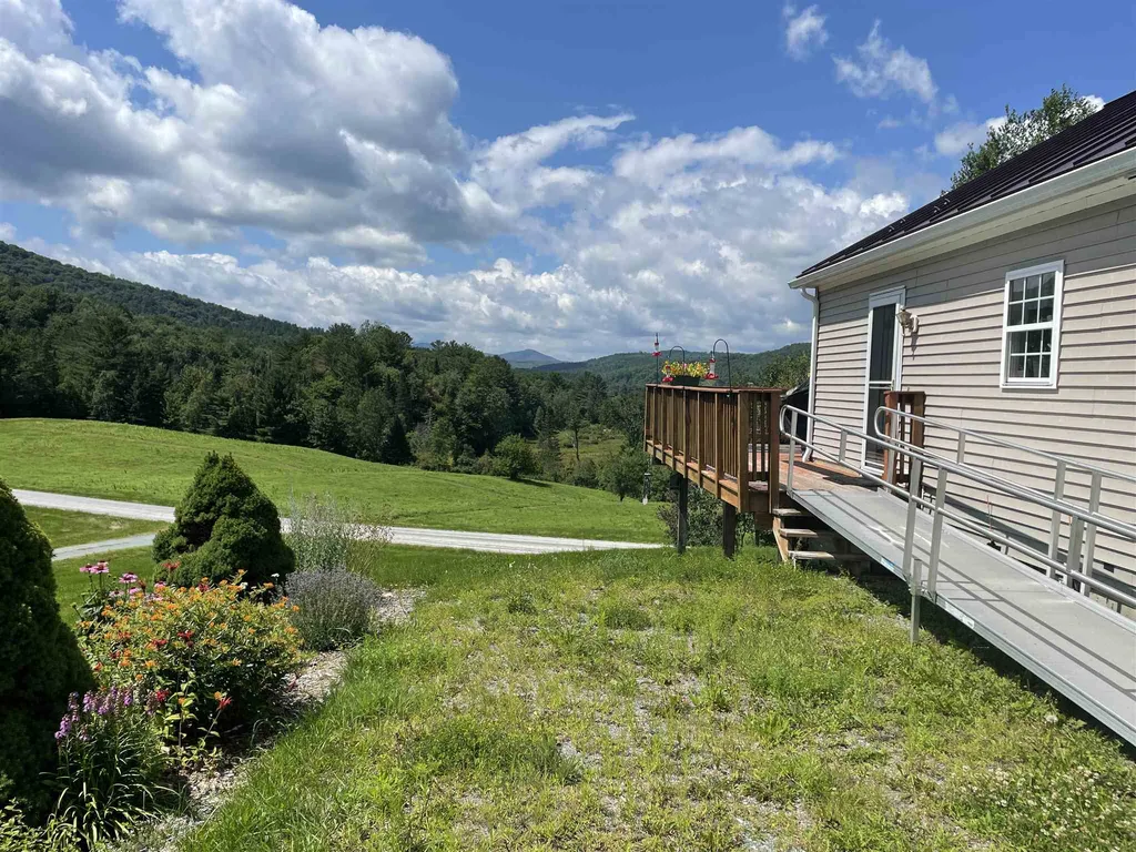 435 Barr Drive Ryegate VT 05069
