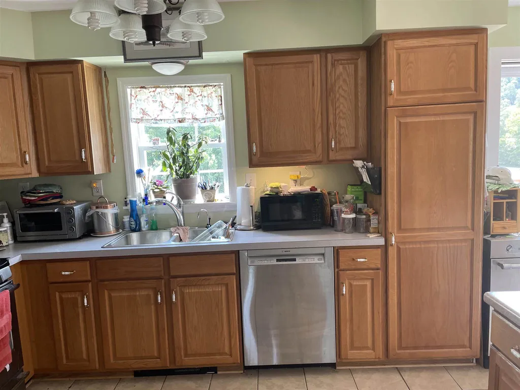 435 Barr Drive Ryegate VT 05069