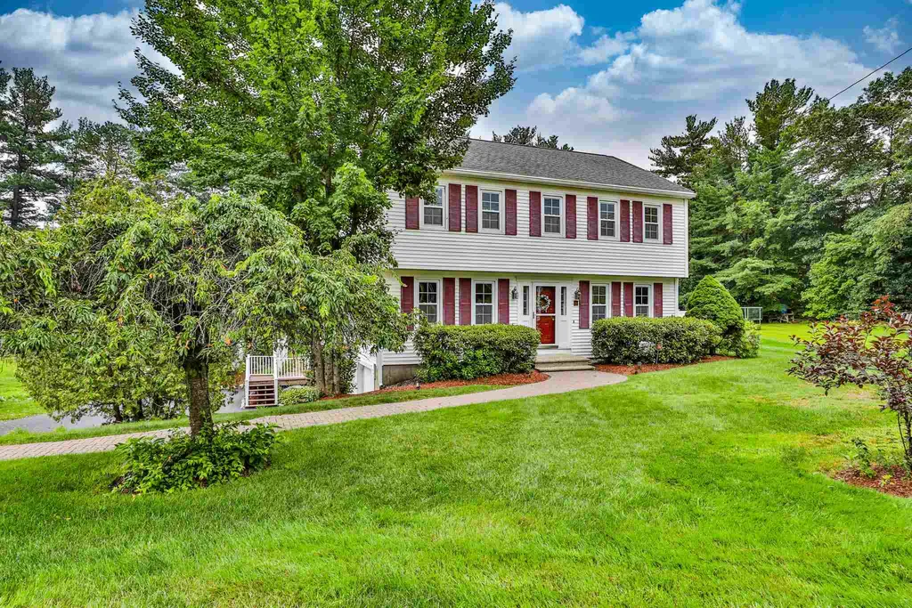 5 Thistle Court Nashua NH 03063