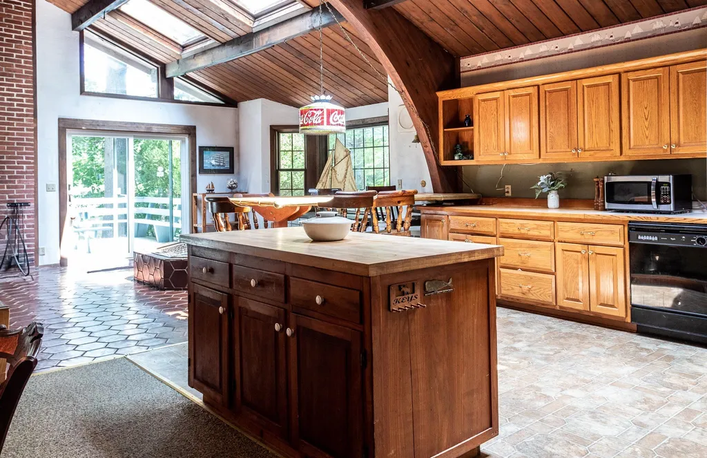 57 Bow Lake Estates Road Strafford NH 03884