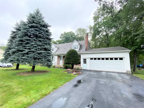 284 Huse Road Manchester NH 03103