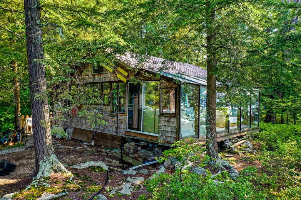 15 Camp Island Gilford NH 03249