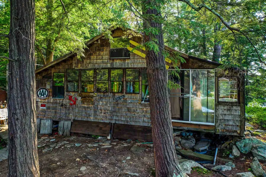 15 Camp Island Gilford NH 03249
