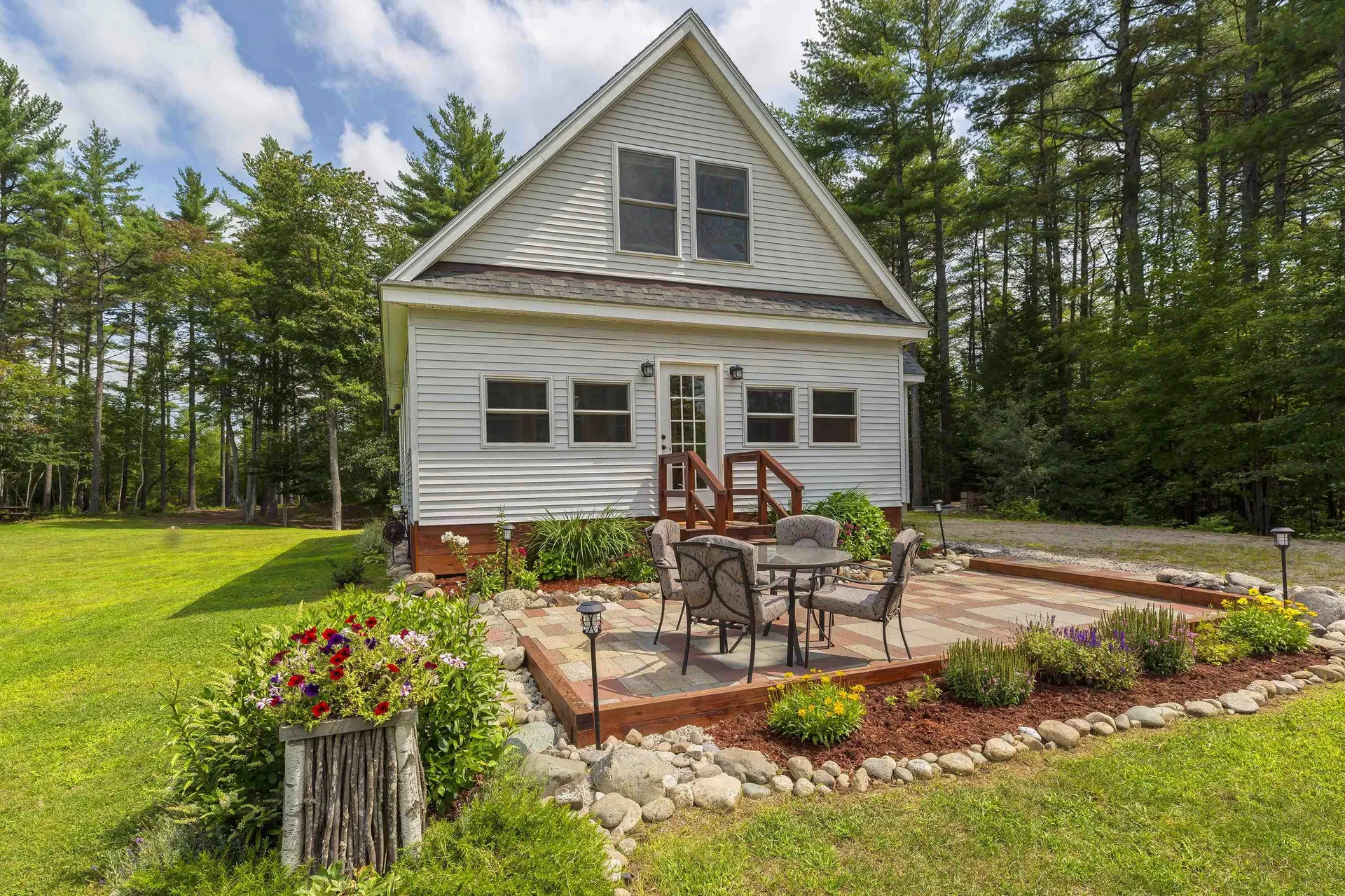 34 Courtland Drive Danbury NH 03230