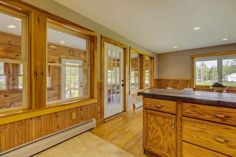 34 Courtland Drive Danbury NH 03230