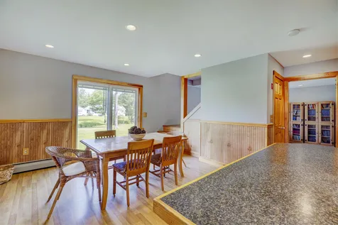 34 Courtland Drive Danbury NH 03230