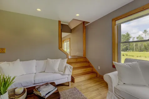 34 Courtland Drive Danbury NH 03230