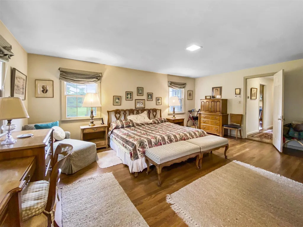 10 Meadow Lane Hanover NH 03755