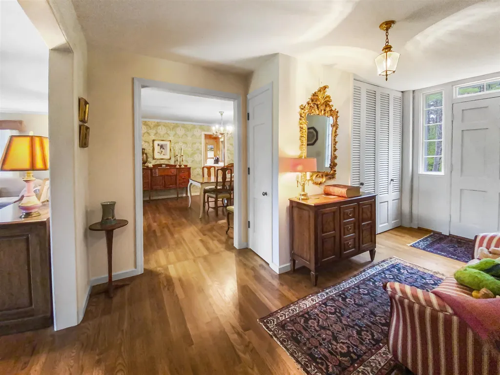 10 Meadow Lane Hanover NH 03755
