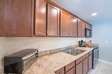 26 Tanglewood Drive Colchester VT 05446