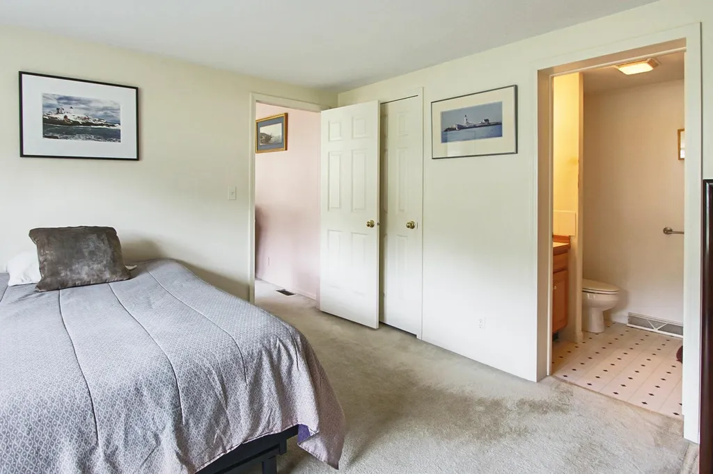 107 Ledgewood Drive Hampstead NH 03841