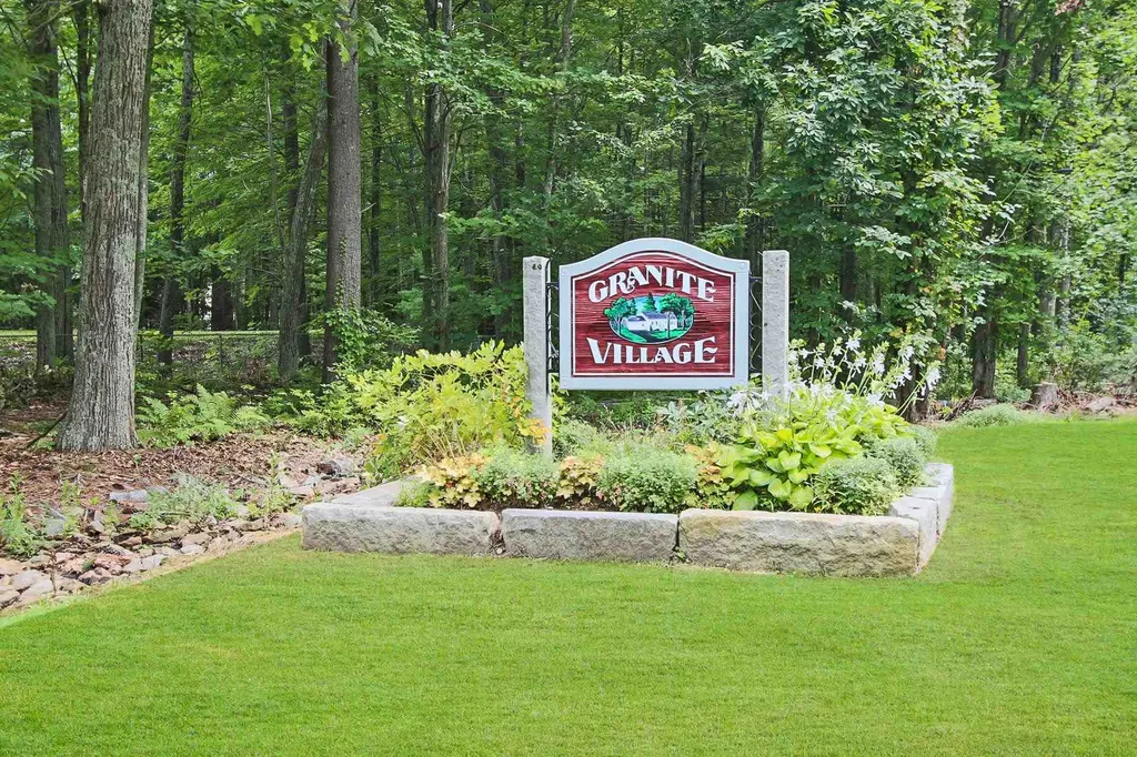 107 Ledgewood Drive Hampstead NH 03841