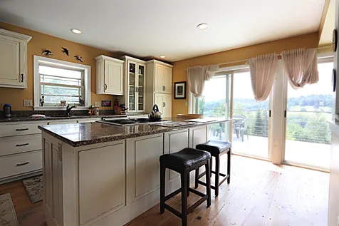 213 Tree Top Lane Lyndon VT 05851