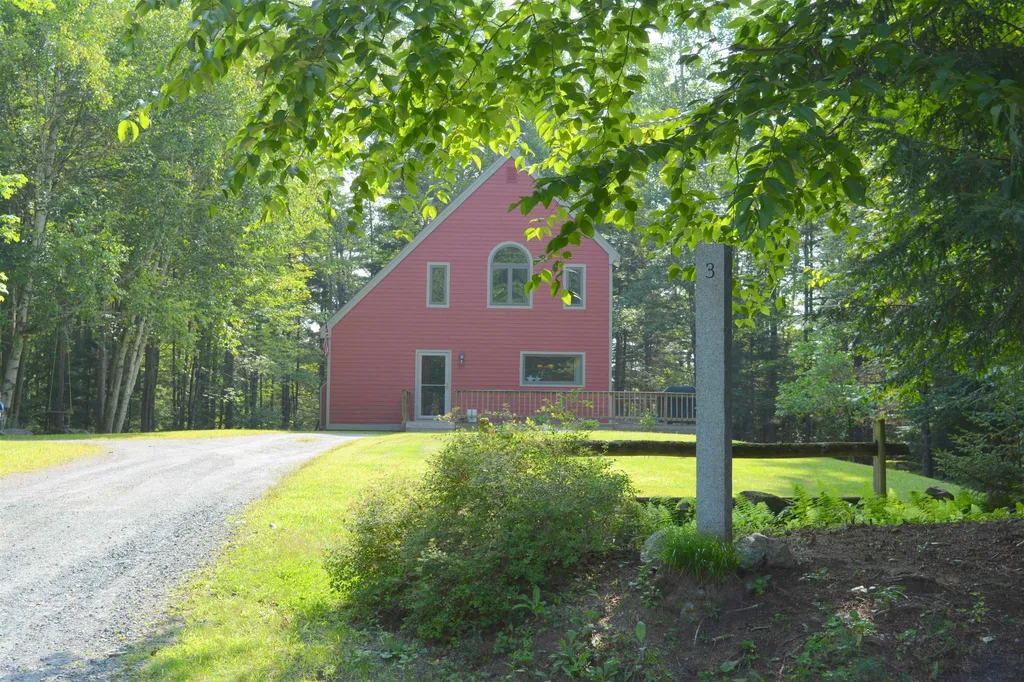 3 Bonnie Brae Grantham NH 03753