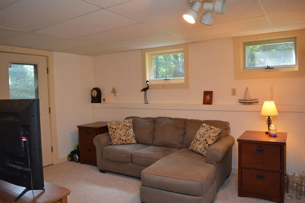 3 Bonnie Brae Grantham NH 03753