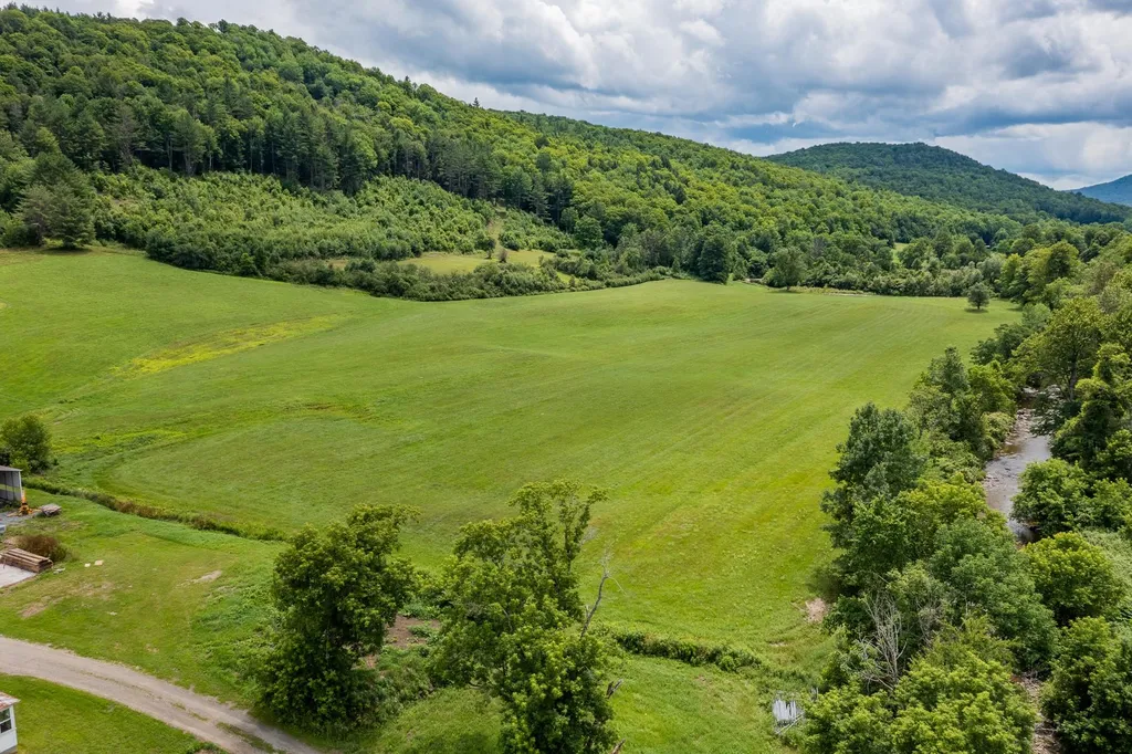 10024 Vt Route 12 Barnard VT 05031