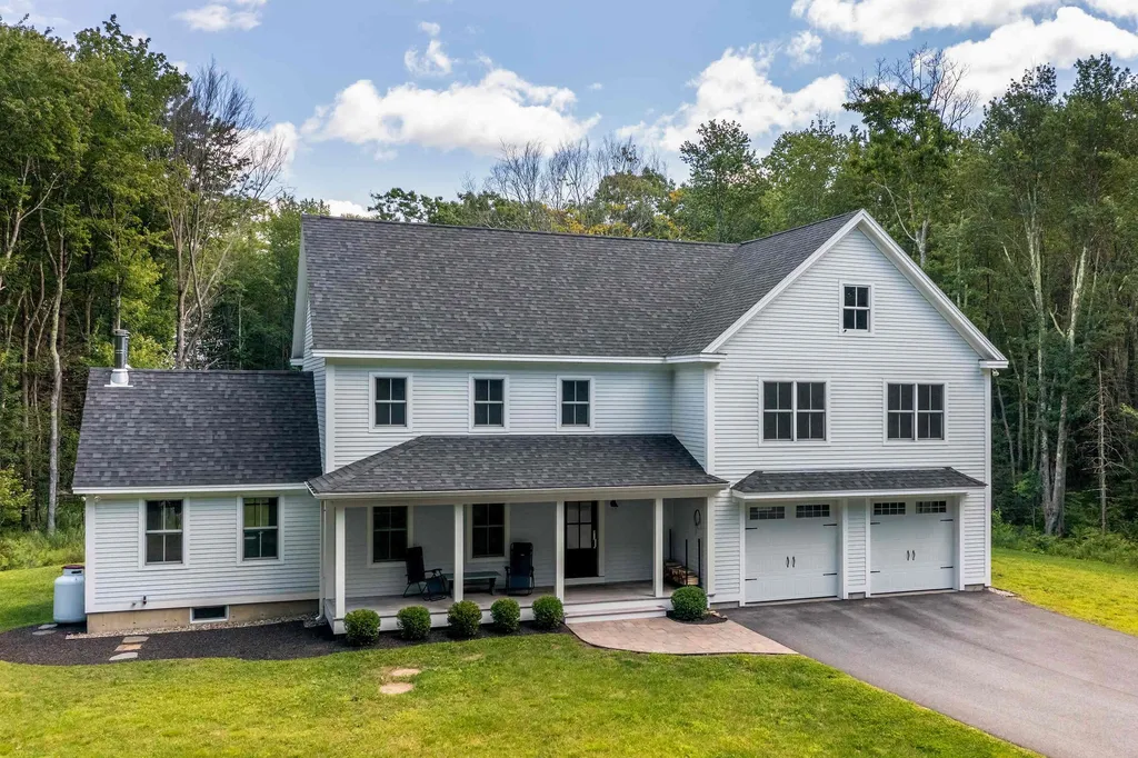 6 Cutts Ridge Lane Kittery ME 03904