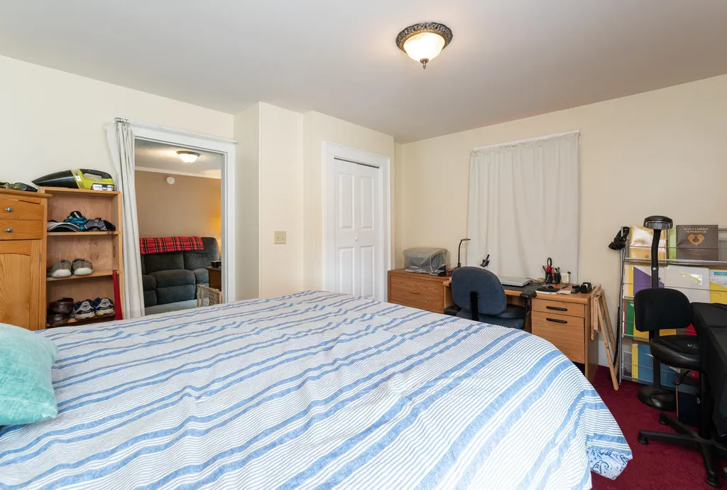 4 Bruce Street Nashua NH 03064