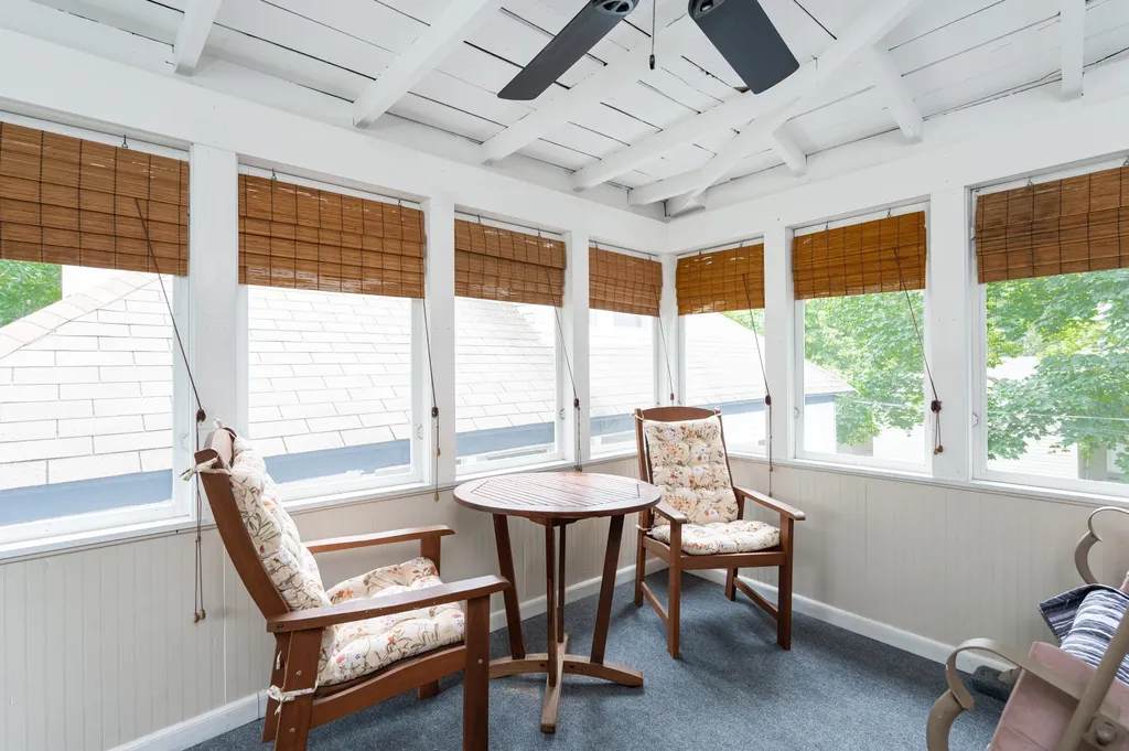 4 Bruce Street Nashua NH 03064