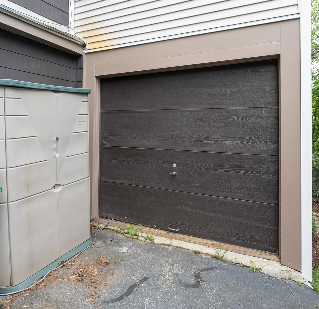 4 Bruce Street Nashua NH 03064