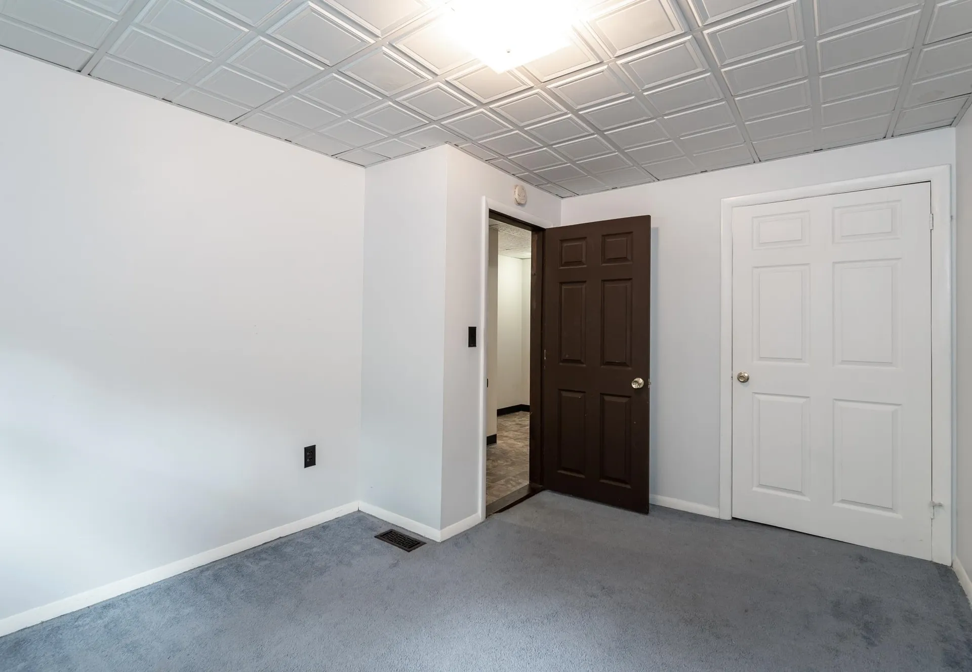 4 Bruce Street Nashua NH 03064
