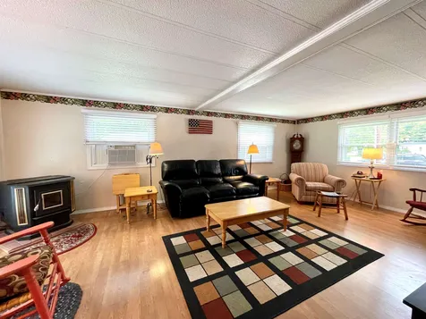 27 Finch Street Keene NH 03431