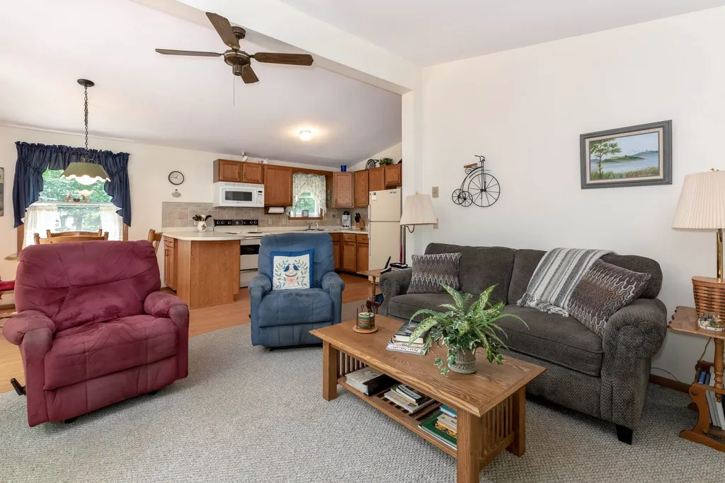 86 Heatherwood Drive Moultonborough NH 03254