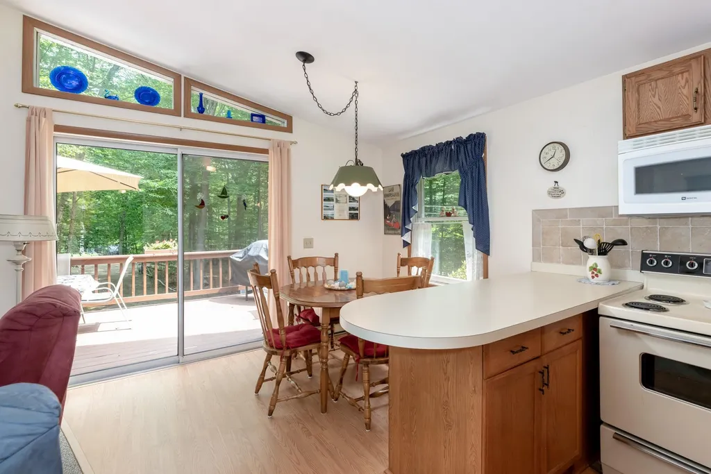 86 Heatherwood Drive Moultonborough NH 03254