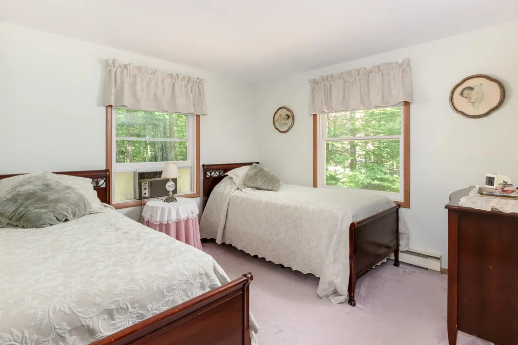 86 Heatherwood Drive Moultonborough NH 03254