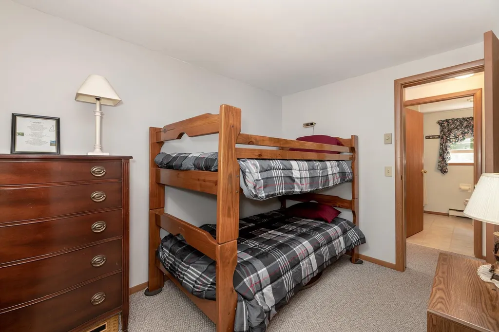 86 Heatherwood Drive Moultonborough NH 03254