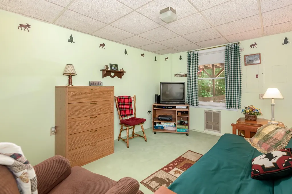 86 Heatherwood Drive Moultonborough NH 03254
