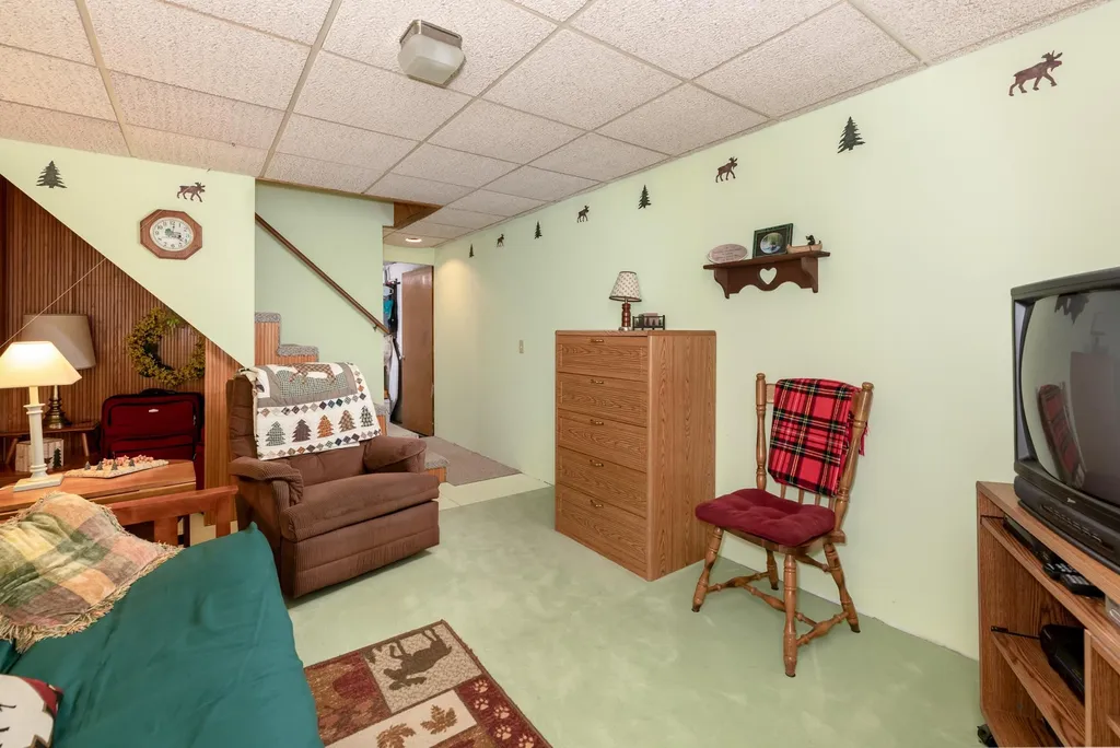 86 Heatherwood Drive Moultonborough NH 03254