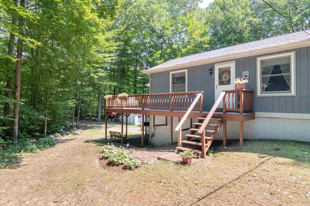 86 Heatherwood Drive Moultonborough NH 03254