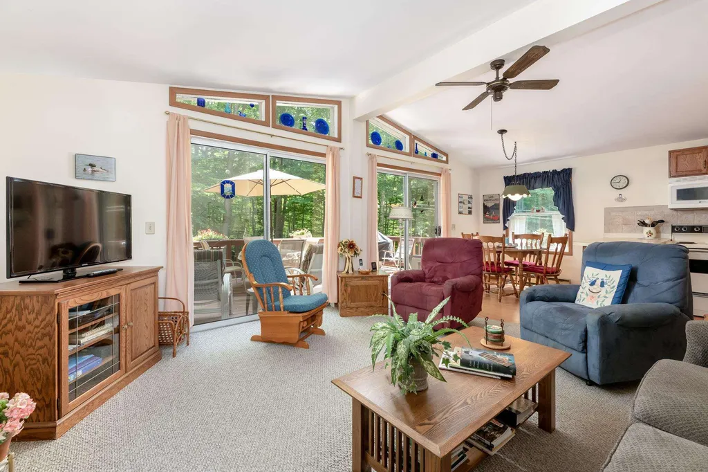 86 Heatherwood Drive Moultonborough NH 03254