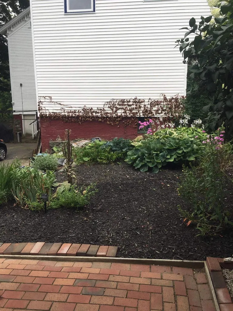 12 Mount Vernon Street Somersworth NH 03878