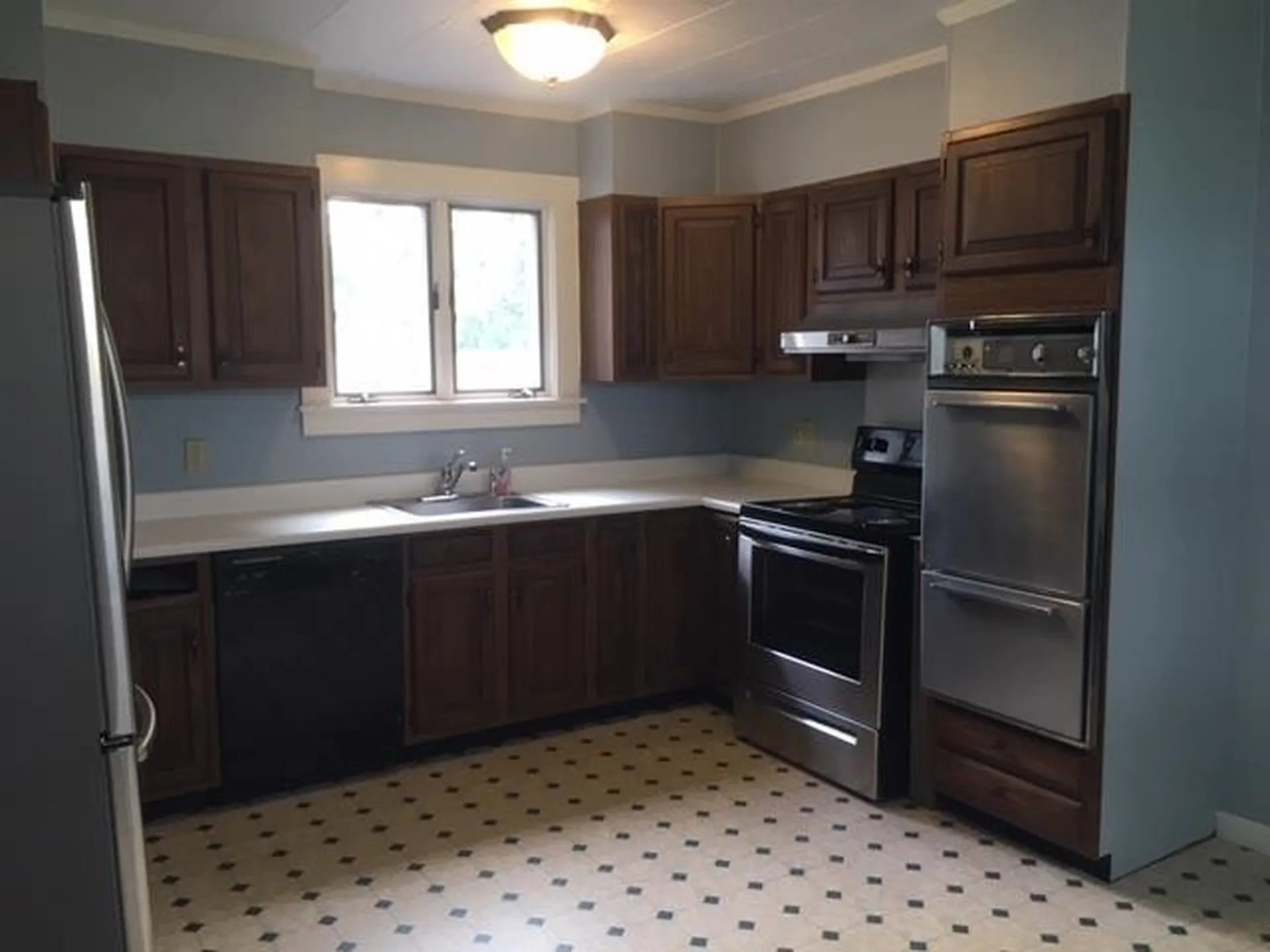 12 Mount Vernon Street Somersworth NH 03878