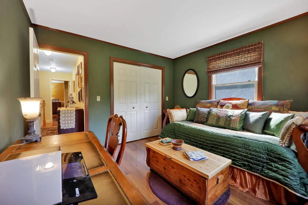 99 Mcmullen Lane Williston VT 05495