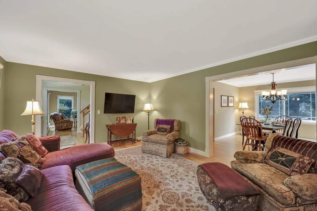 99 Mcmullen Lane Williston VT 05495