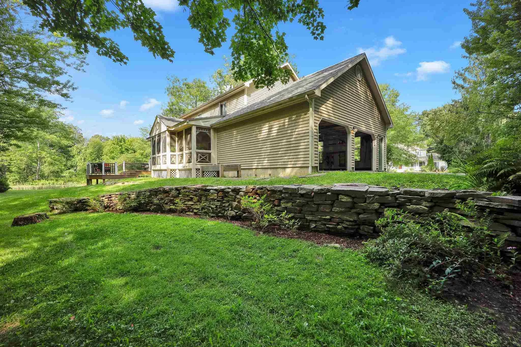 99 Mcmullen Lane Williston VT 05495