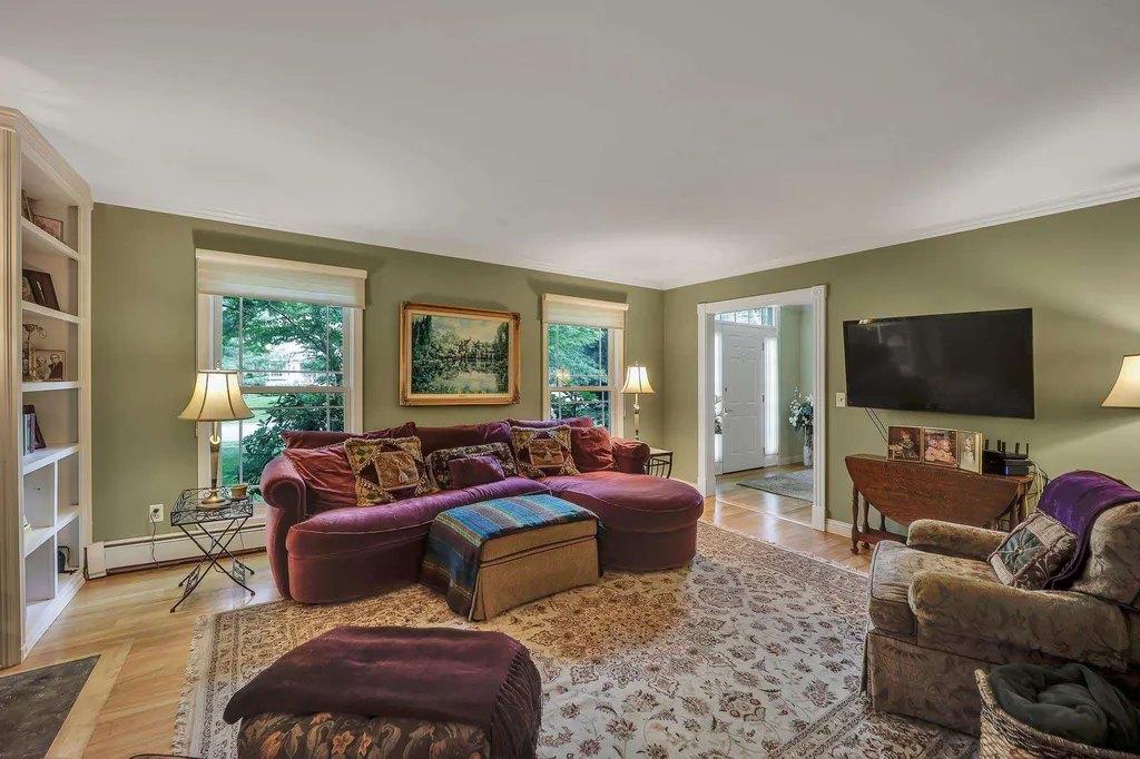 99 Mcmullen Lane Williston VT 05495