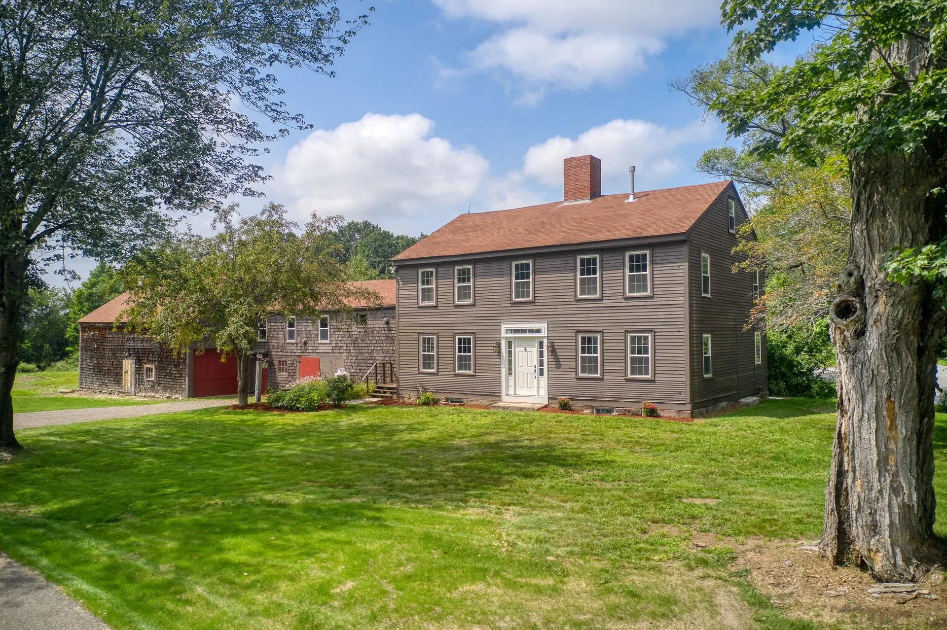 257 Island Pond Road Derry NH 03038