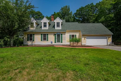 49 Oak Ridge Road Weare NH 03281