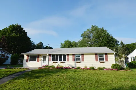 4 Eastmor Lane Hampton NH 03842